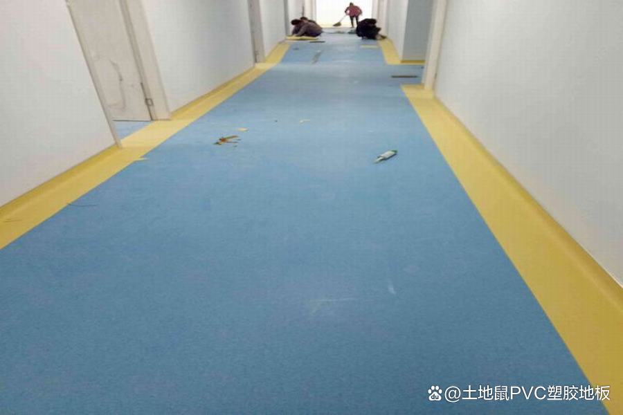 如何选择值得信赖的PVC塑胶地板品牌与产品